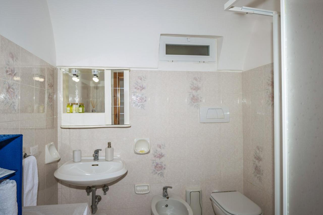Casa Betty Apartment Позитано Екстериор снимка